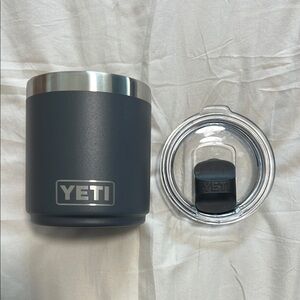 YETI Rambler 10 oz Tumbler with Lid - Charcoal